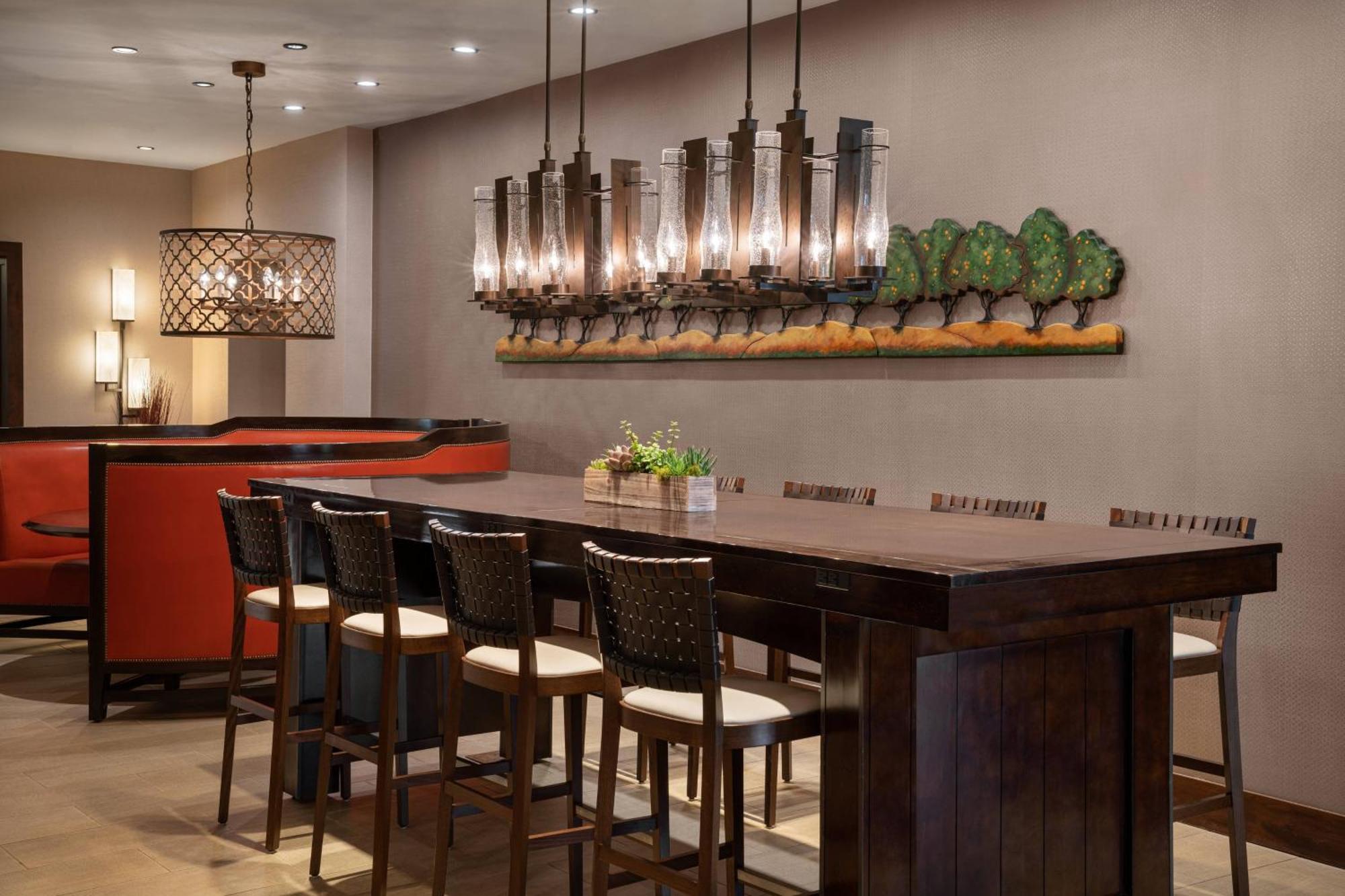 Marriott Riverside At The Convention Center Екстериор снимка